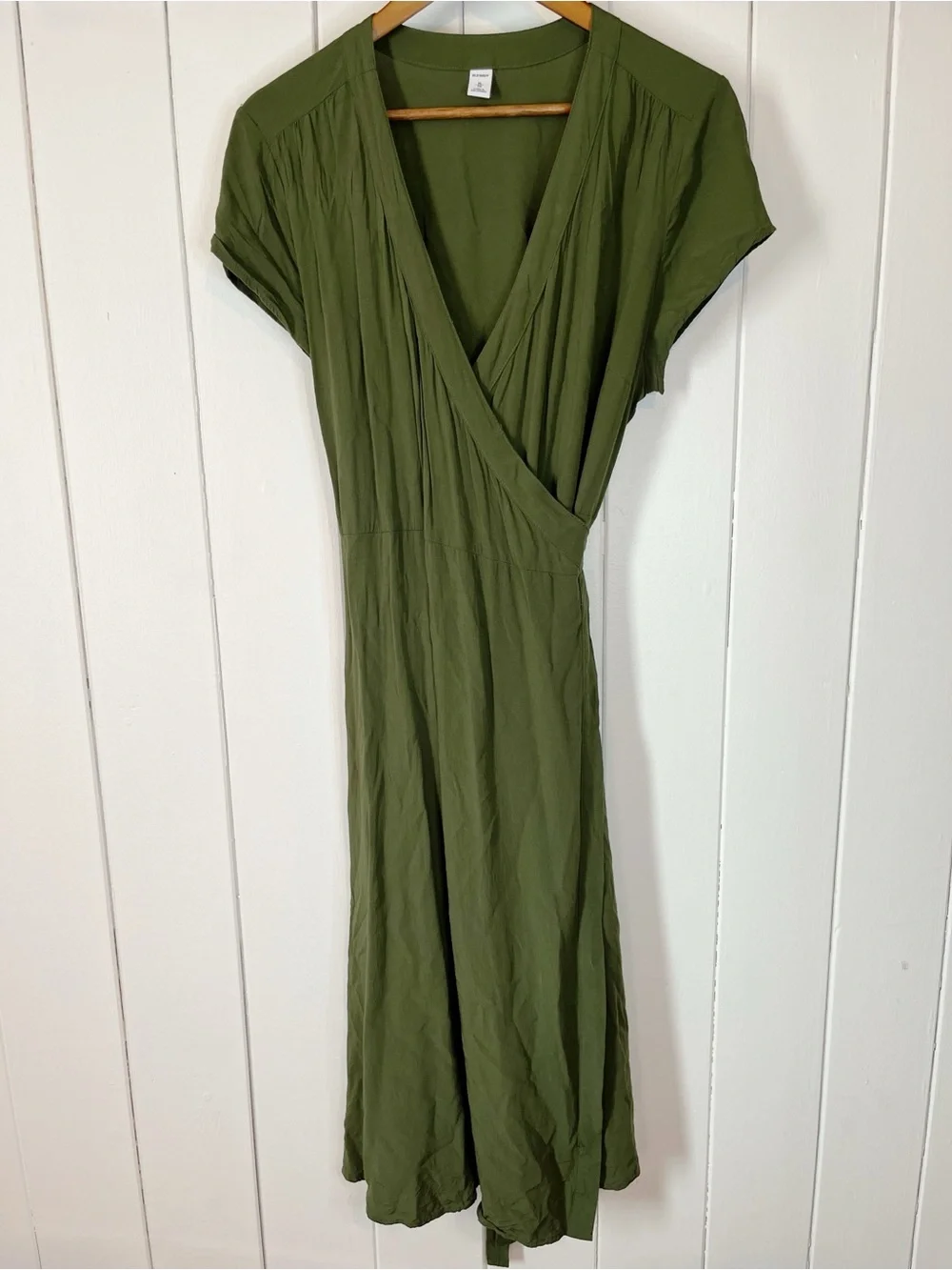 Old Navy Olive Green Maxi Wrap Dress. Size XL. - Picture 1 of 6